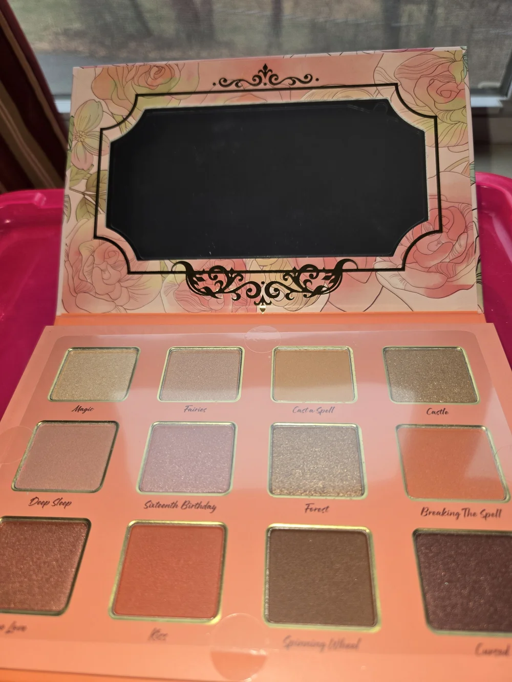 Disney Sleeping Beauty Eyeshadow Palette - Pink Floral Design
